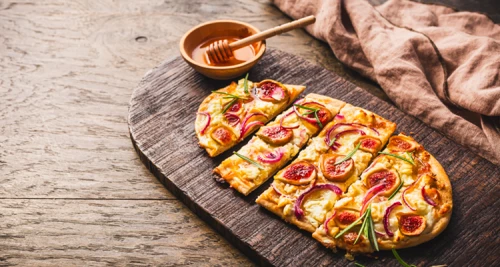 Süß trifft herzhaft: Flammkuchen mit Feigen...